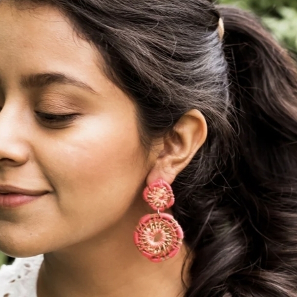 Unbranded Jewelry - Handcrafted Lightweight Medallion Dangle Drop Earrings, Honduras